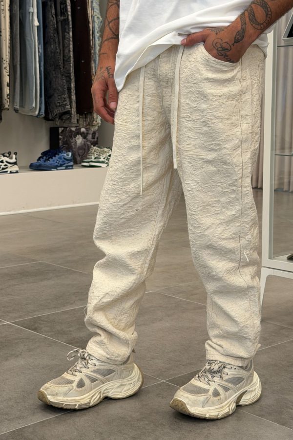 YAGO “TEXTURE CREAM” Pants